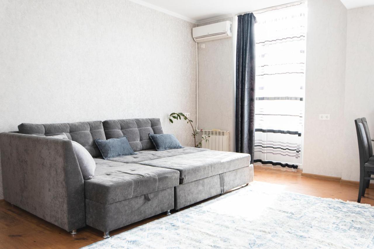 Comfortable Apartment In The Golden Square. Almaty Exterior photo
